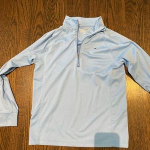 Vineyard vines blue quarter zip. Boys M EUC.